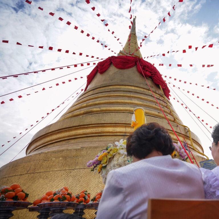 ยูฟ่า100 คาสิโนออนไลน์อันดับหนึ่ง เว็บใหญ่ มั่นคง จ่ายจริง